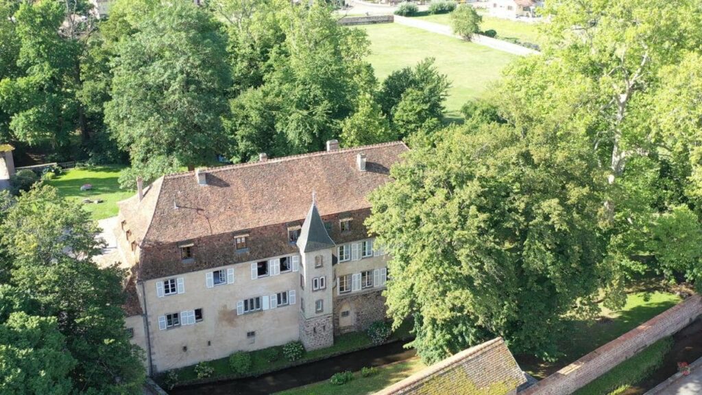 logement chateau hotel alsace insolite