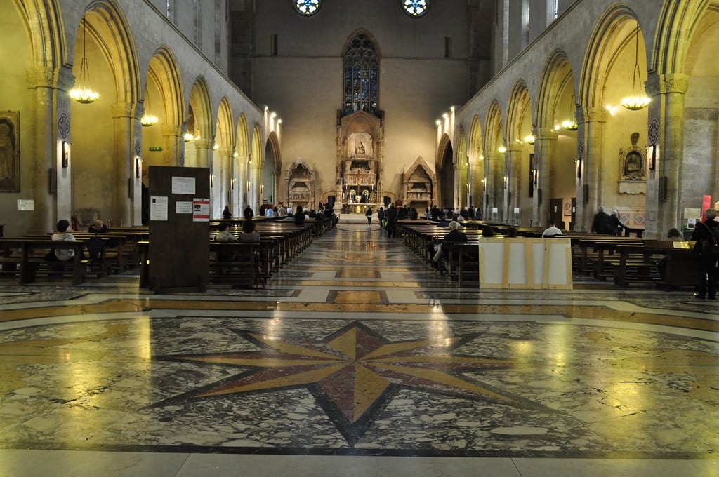 eglise santa chiara naples