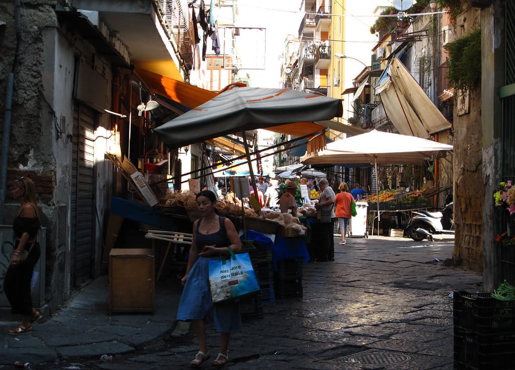 mercato ou dormir a naples