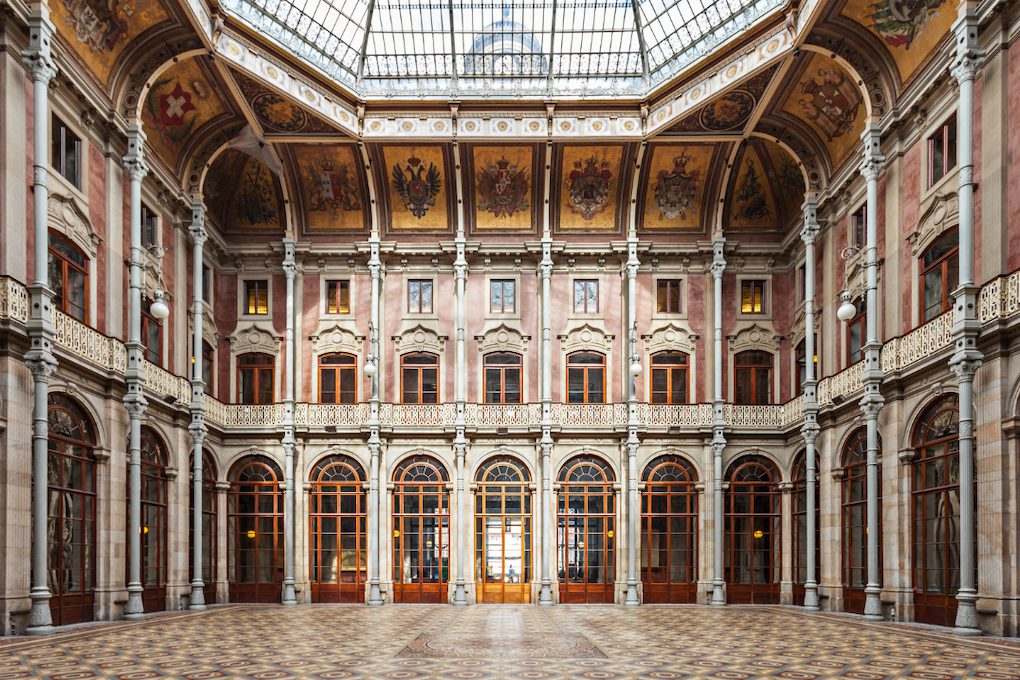 palais de la bourse portugal