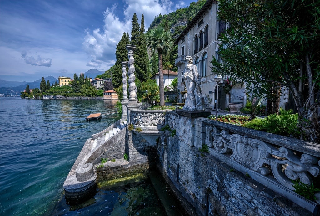 villa monastero