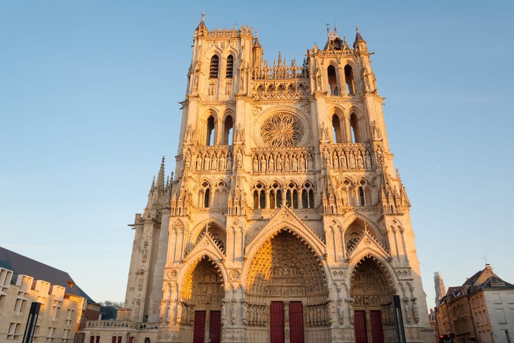 cathedralee amiens plus grandes cathedrales de france