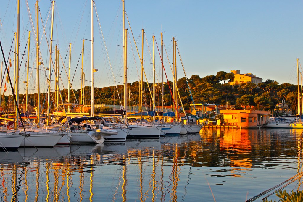 port ile paul ricard embiez
