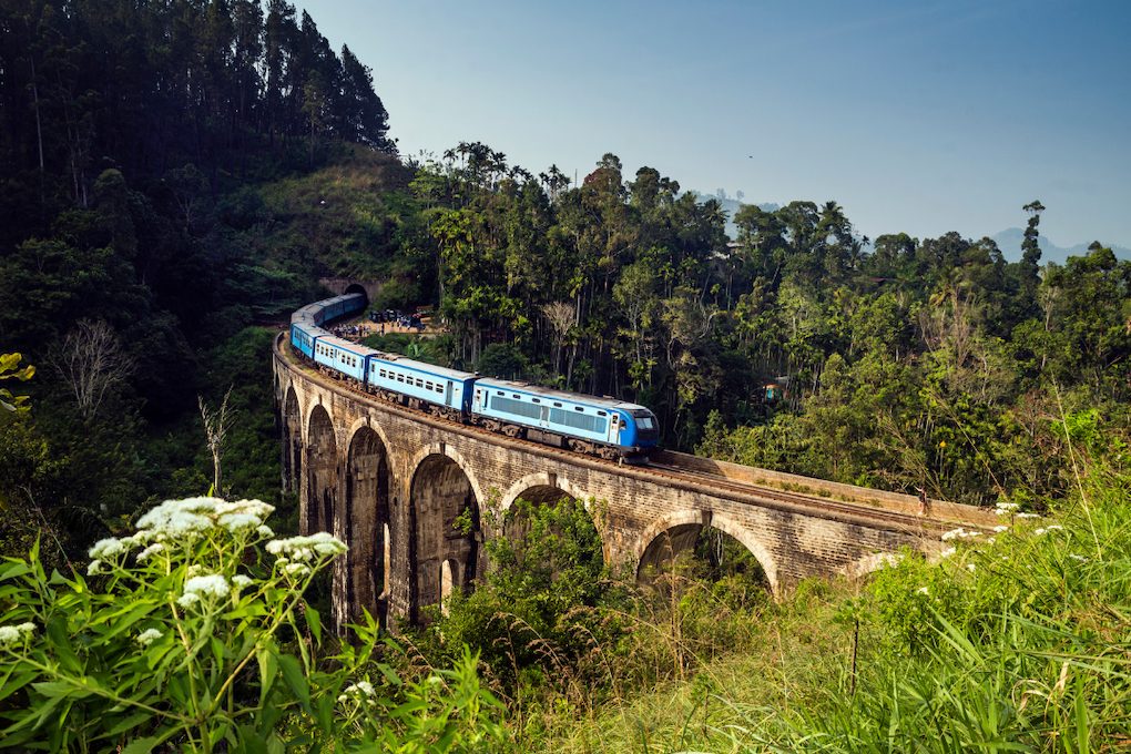 les plus beaux voyages en train en europe train des merveilles
