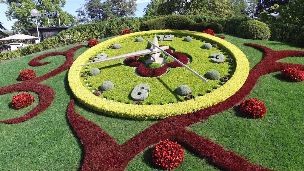 horloge fleurie que voir geneve
