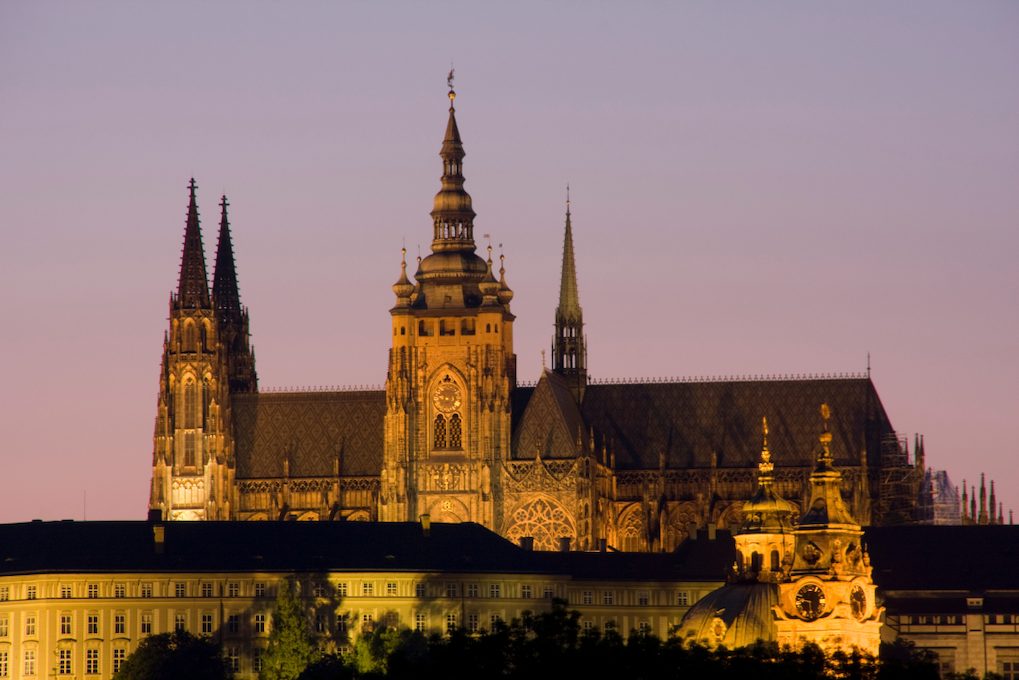 chatea de prague visite