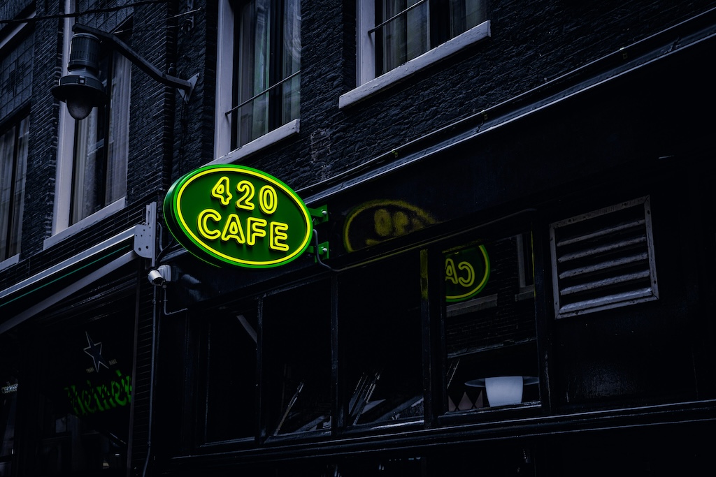420 cafe amsterdam