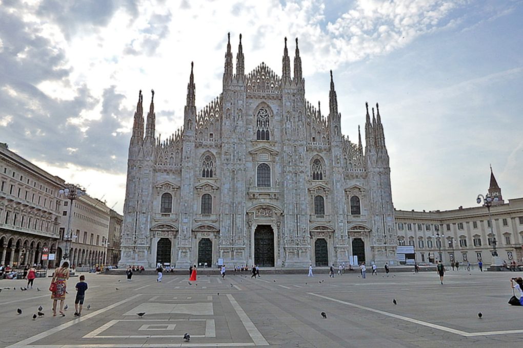 exterieur duomo milan